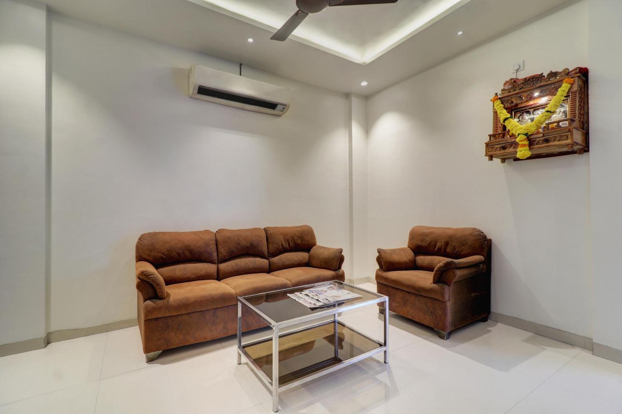 New Parimeet Residency Hotel นาวีมุมไบ ภายนอก รูปภาพ